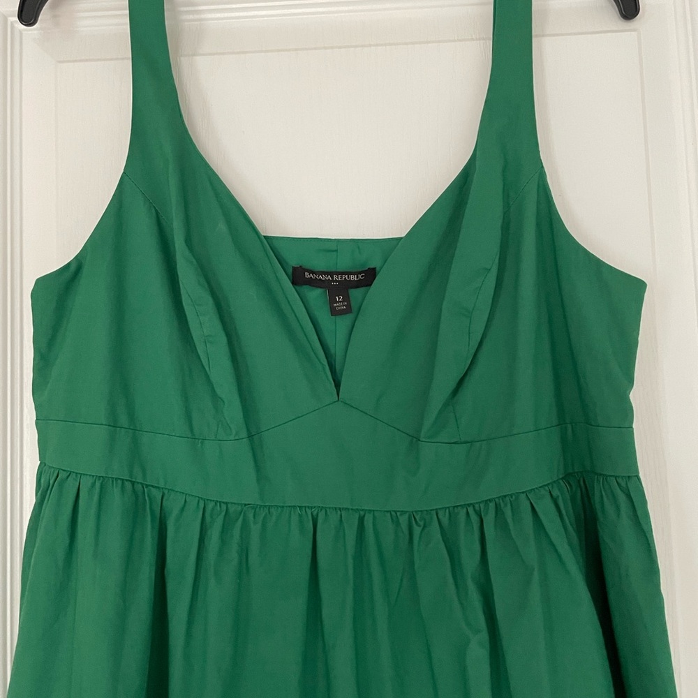 Beautiful green poplin summer dress!
